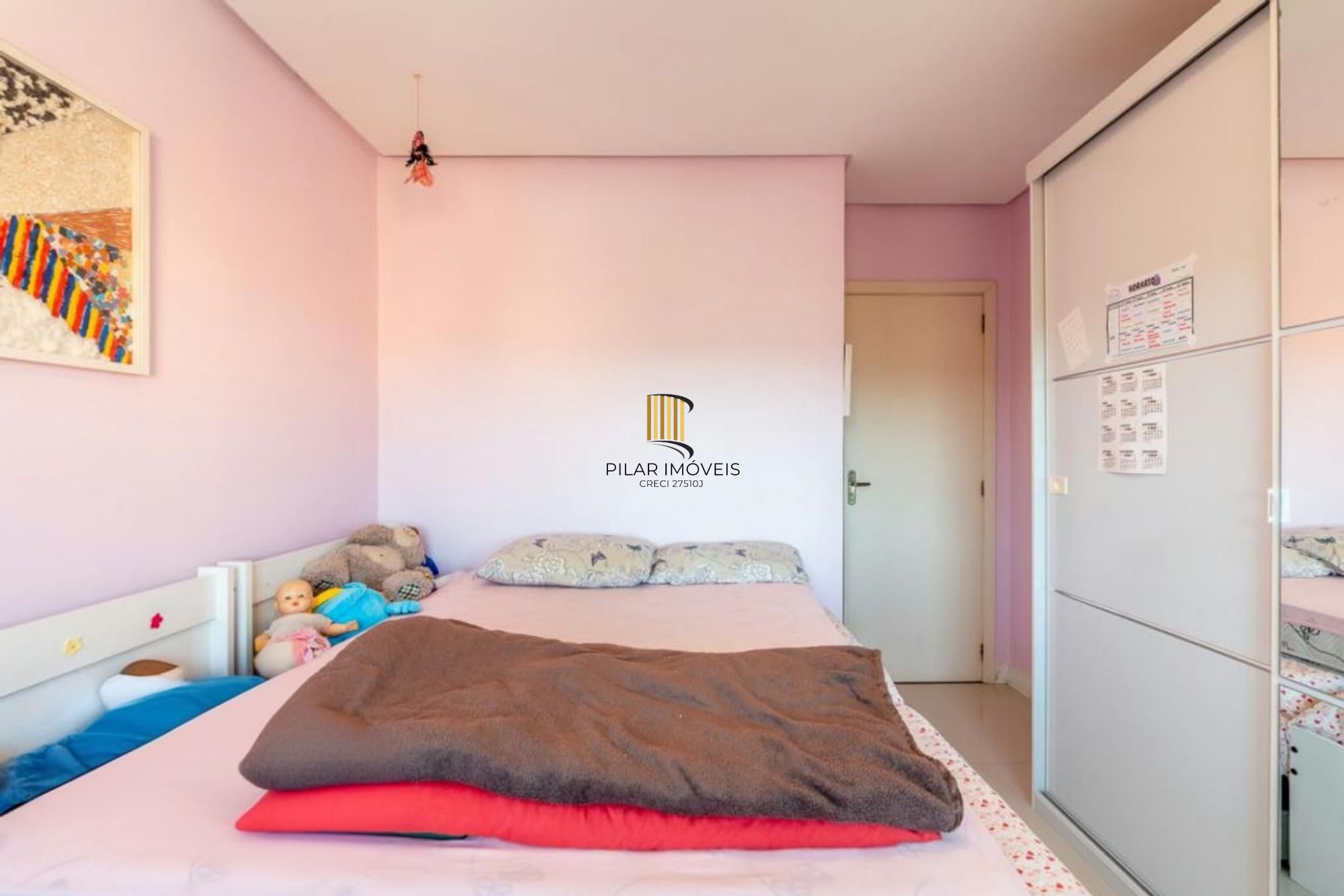 Casa em condomínio de 3 dormitórios,2 vagas e churrasqueira no bairro Agronomia