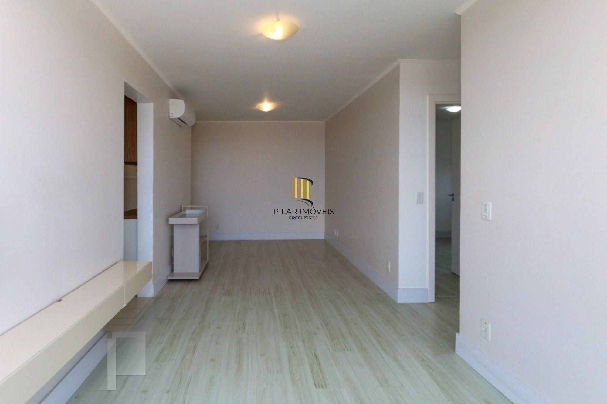 Apartamento com 3 quartos, com elevador e 1 vaga de garagem em Canoas.