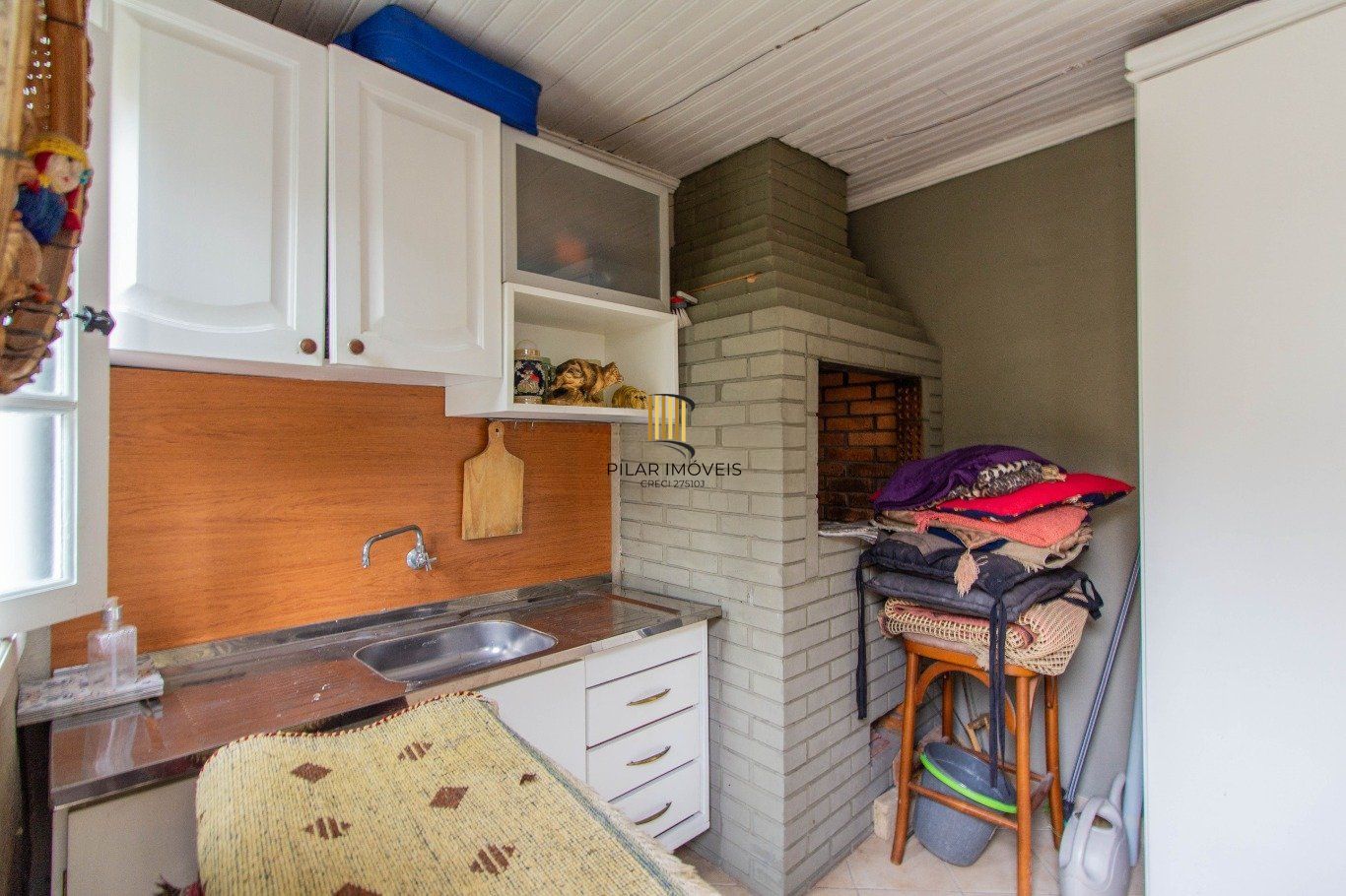 Casa semi mobiliada de 4 quartos bairro Floresta