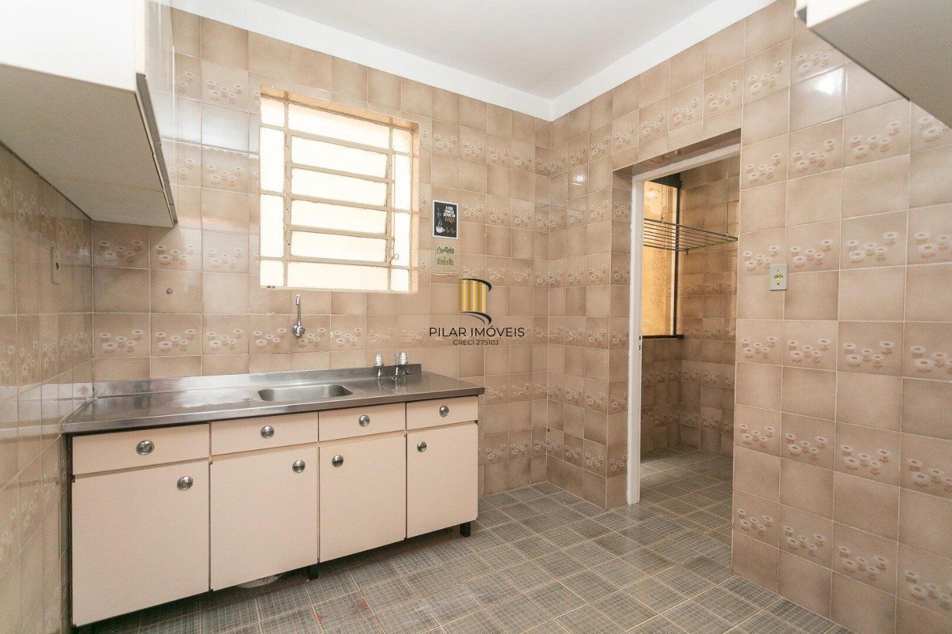 Apartamento à venda com 3 Dormitorios 80 m² no Bairro Petropolis