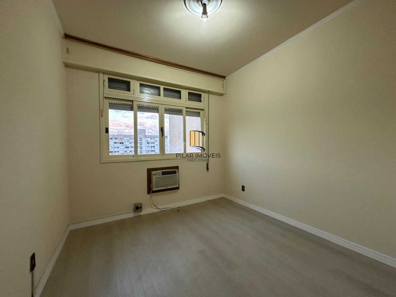 Apartamento à venda com 2 quartos 86 m²