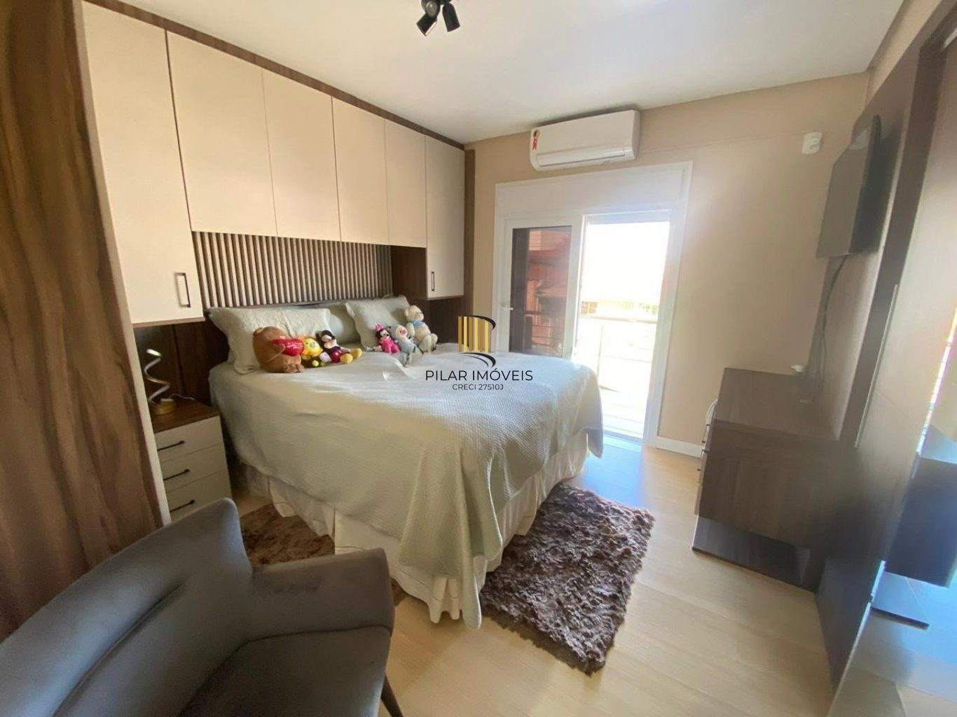 Casa de 3 quartos, 2 vagas de garagem cobertas no bairro Mato grande em Canoas.