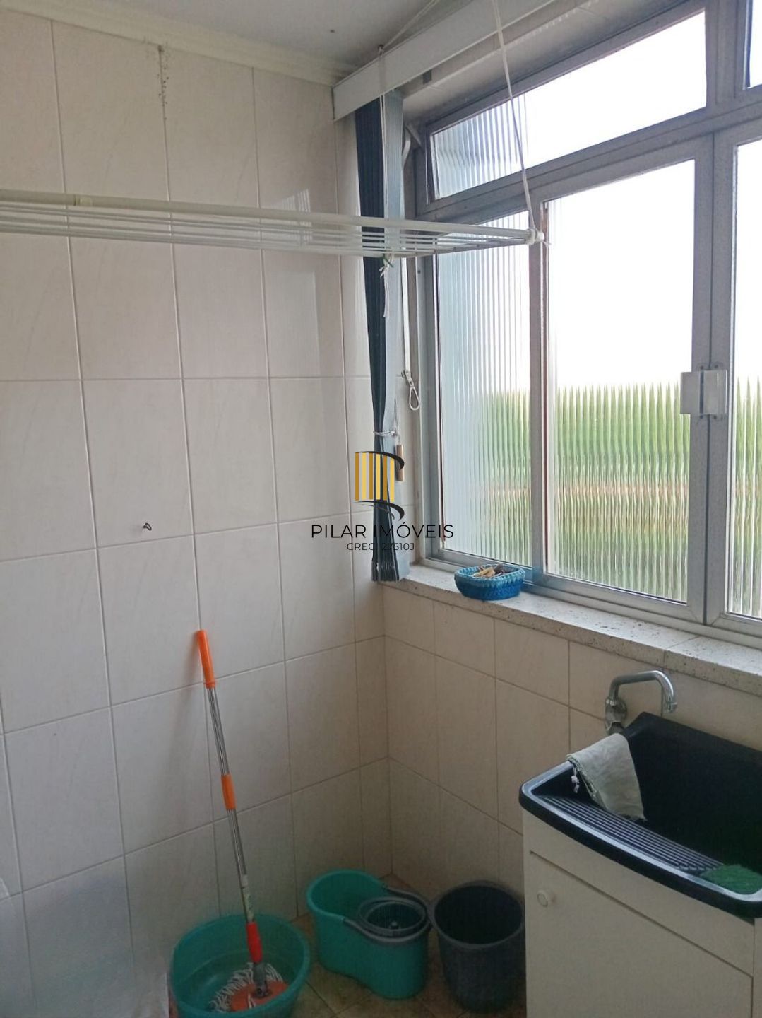 Apartamento de 2 quartos e elevador em Canoas.