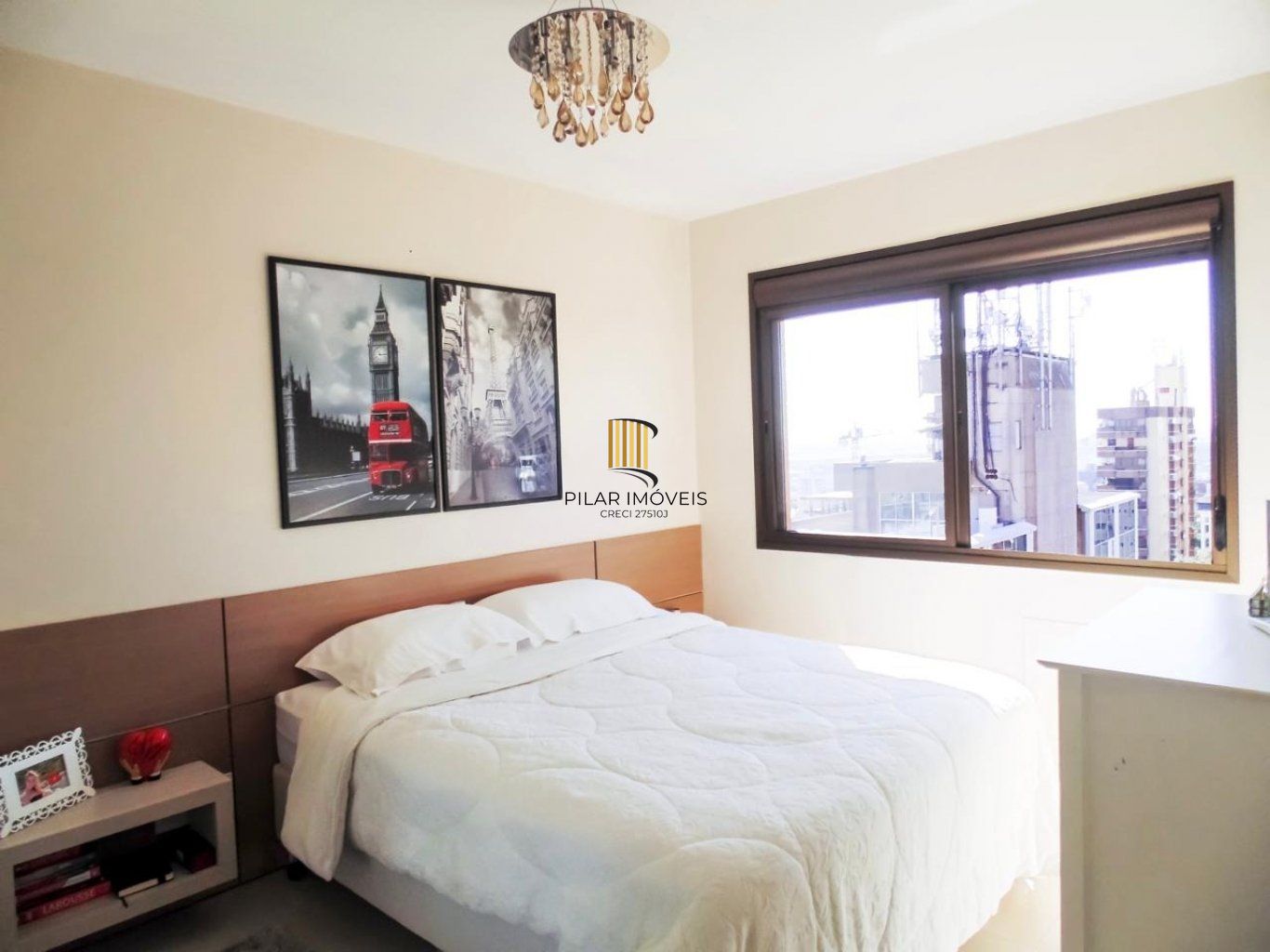 Apartamento com 3 dormitórios e 2 vagas de garagem no Bairro Higienópolis