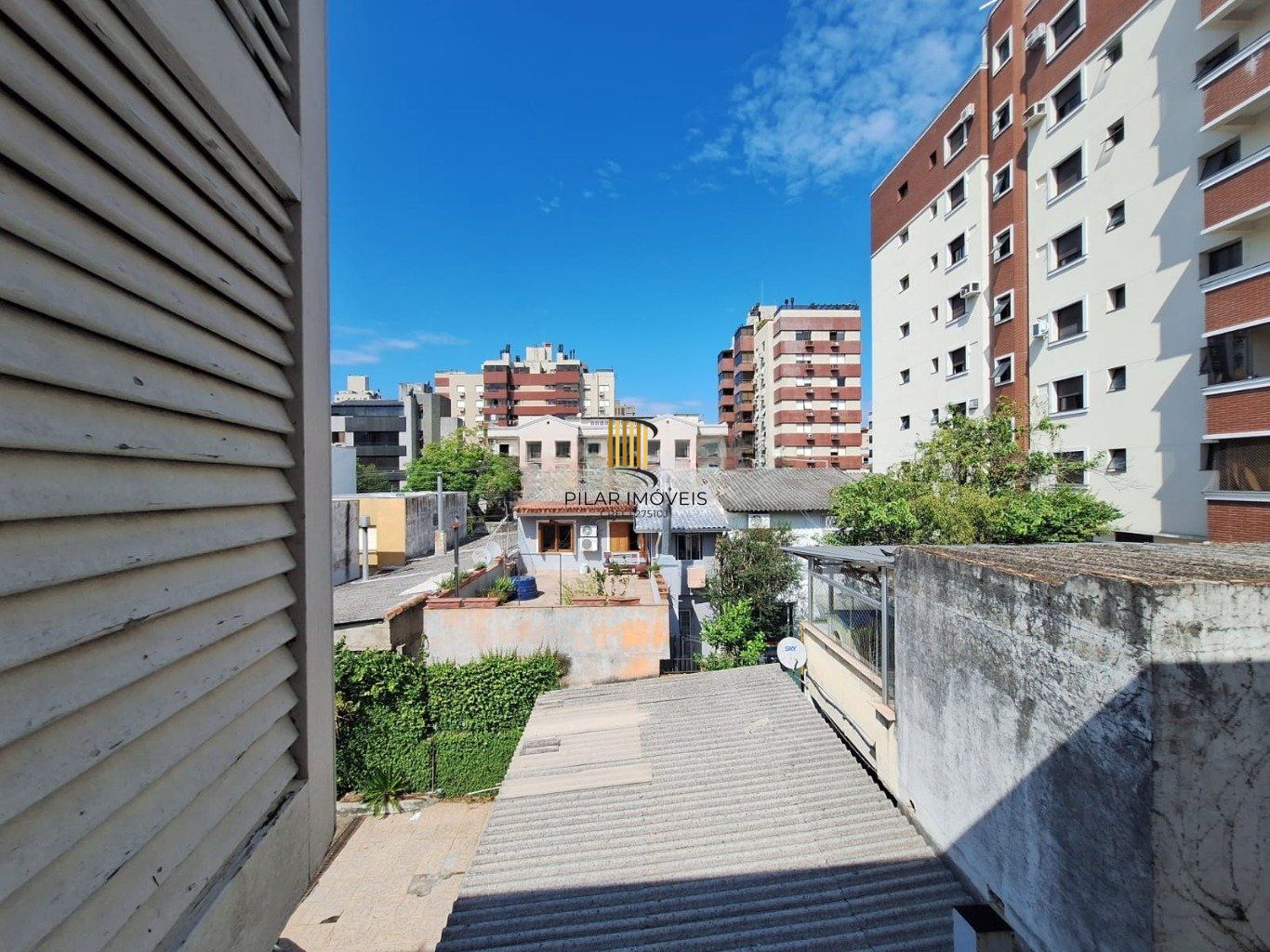 Apartamento à venda com 3 quartos 78 metros privativos no Bairro Menino Deus