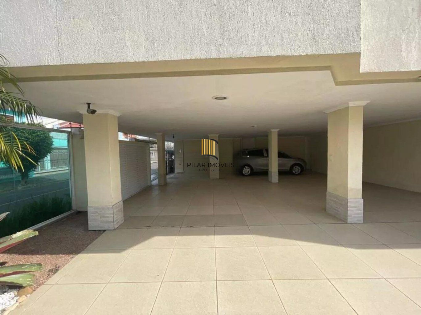 Apartamento de 3 dormitórios e 2 vagas de garagem em cachoeirinha.