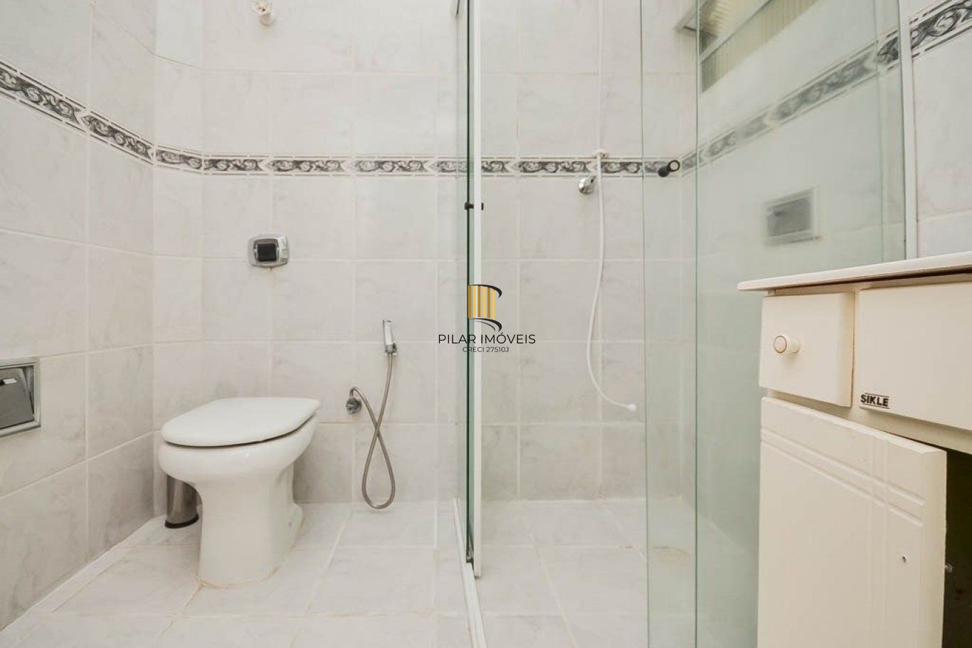 Apartamento à venda com 2 dormitórios 69 m² no Bairro Menino Deus