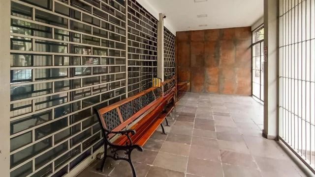 Apartamento JK com 1 quarto e com elevador  no bairro Farroupilha.