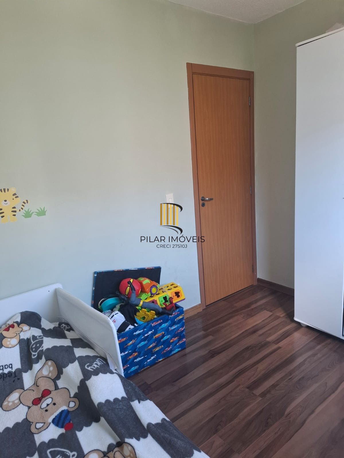 Apartamento 2 dormitórios 1 vaga no condomínio Laçador, Jardim Leopoldina