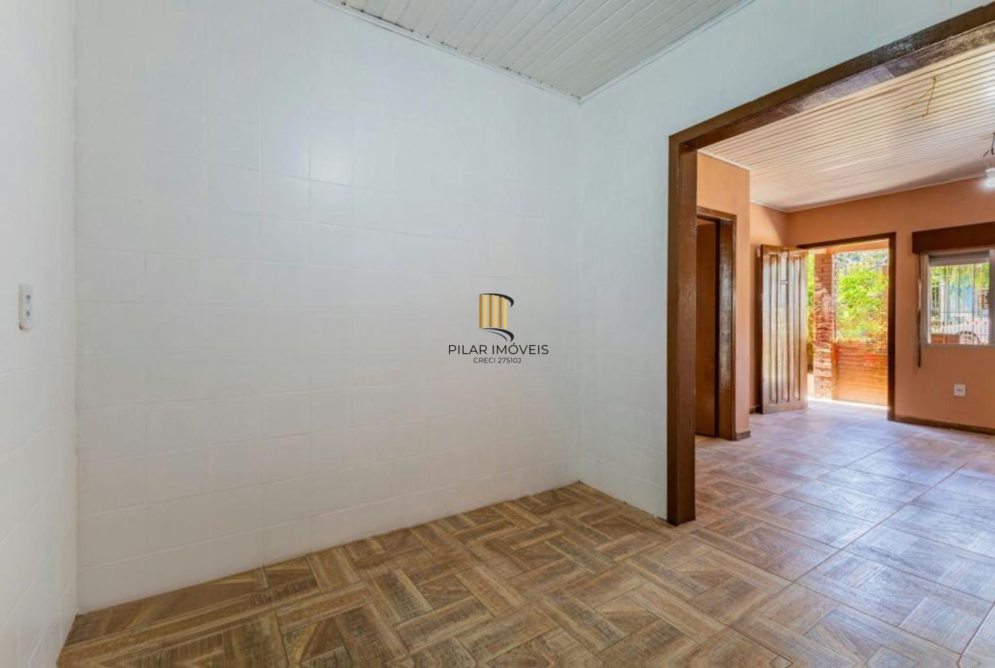 Casa com 3 Quartos e 2 vagas no Bairro Morro Santana