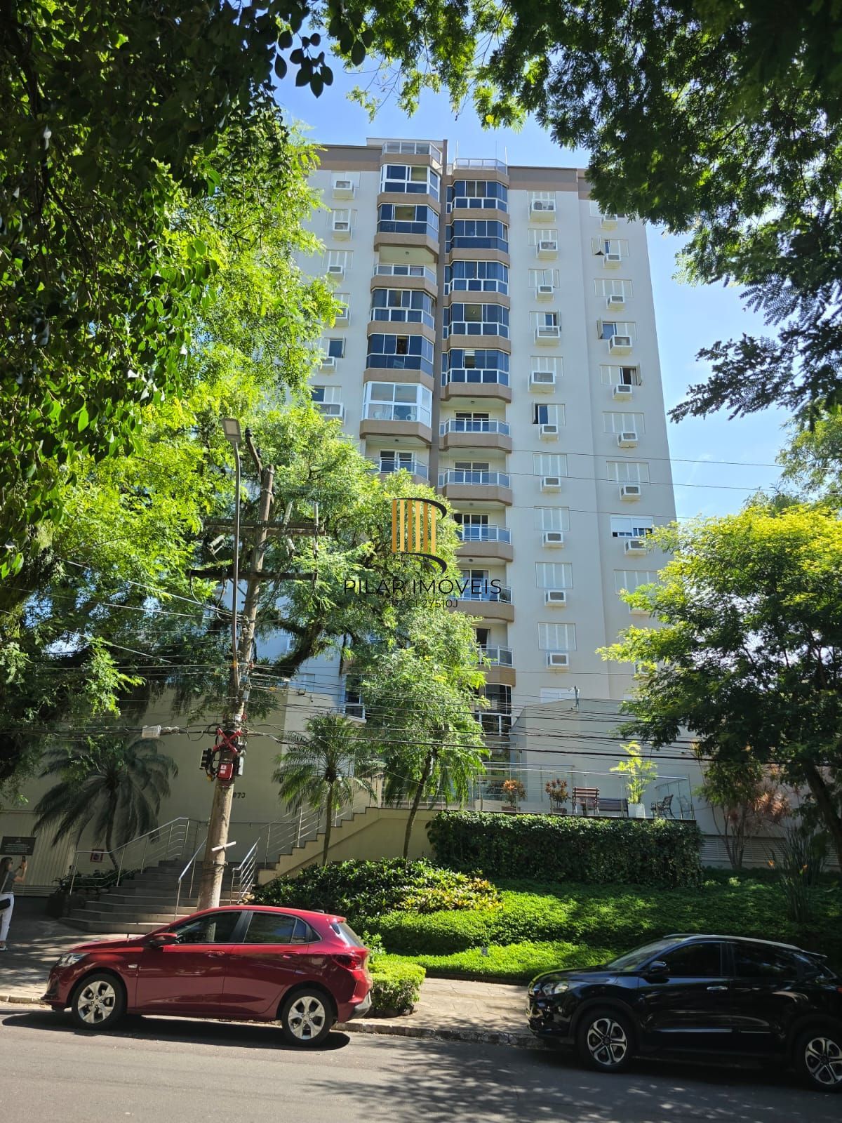 Apartamento de 3 dormitórios, elevador e 1 vaga de garagem em Canoas.