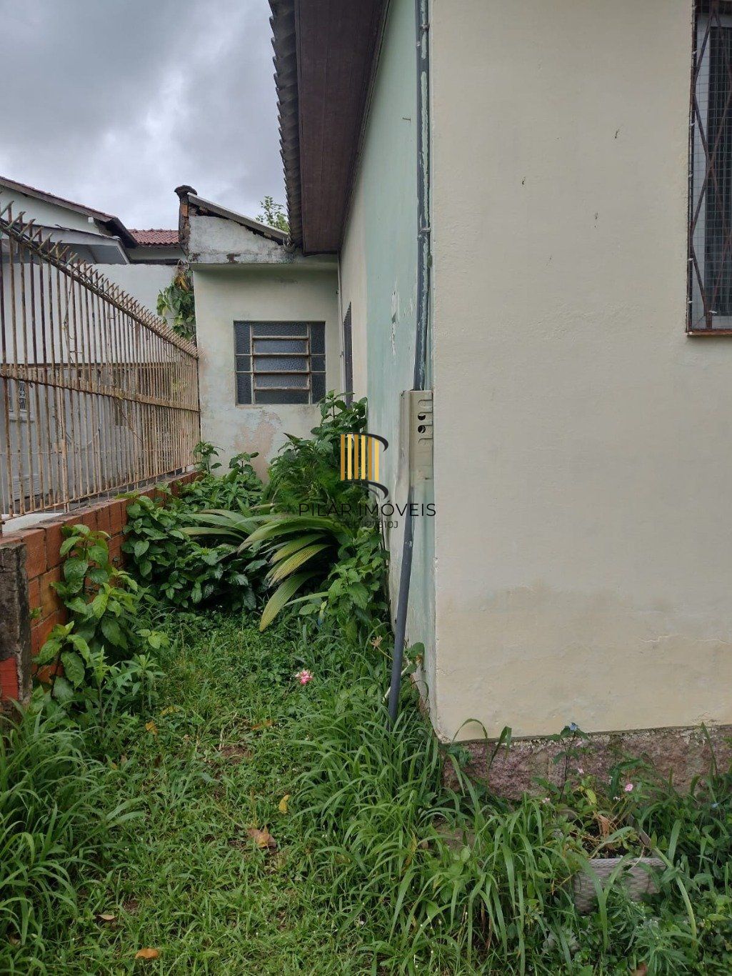 Casa com 3 quartos, 1 vaga de garagem e patio no bairro Jardim Itu
