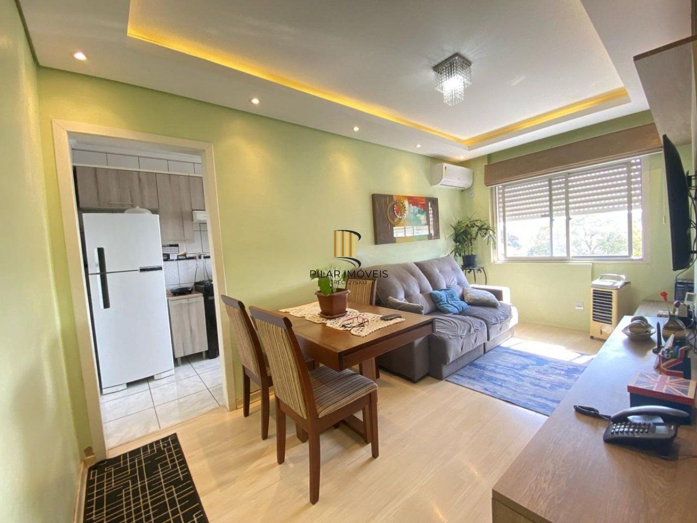 Apartamento com  2 dormitórios e com 1 vaga de garagem em Canoas.