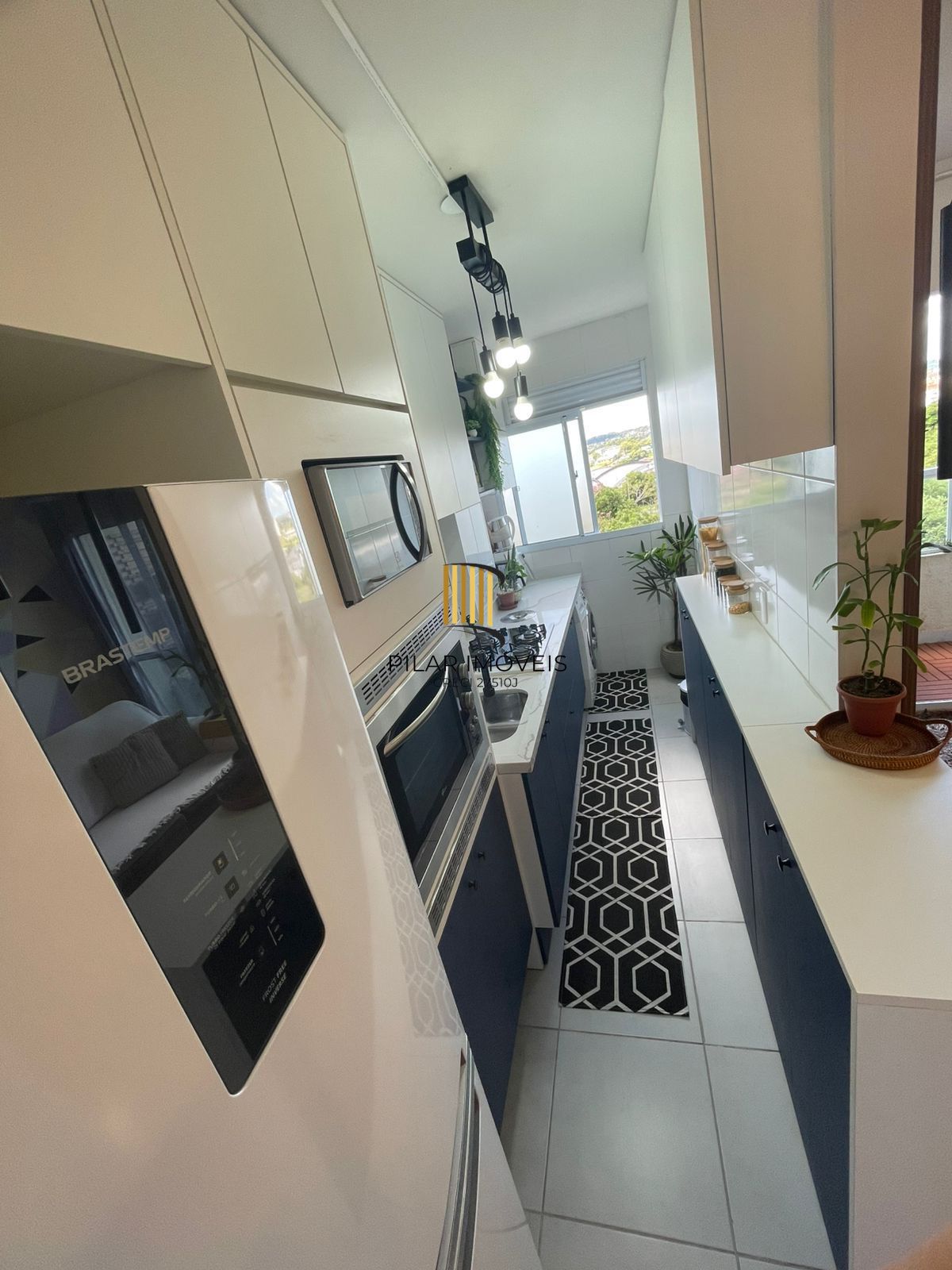 Apartamento com Sacada Linda Vista com 1 vaga de garagem Santa Fé Porto Alegre