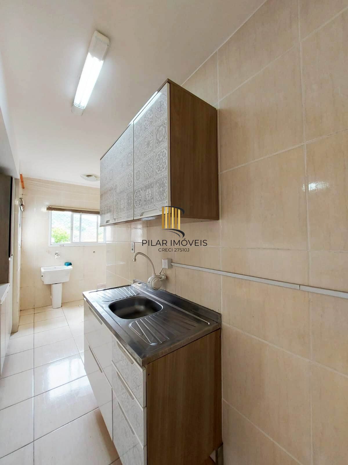Apartamento de 1 dormitório com 1 vaga no Bairro Coronel Aparício Borges