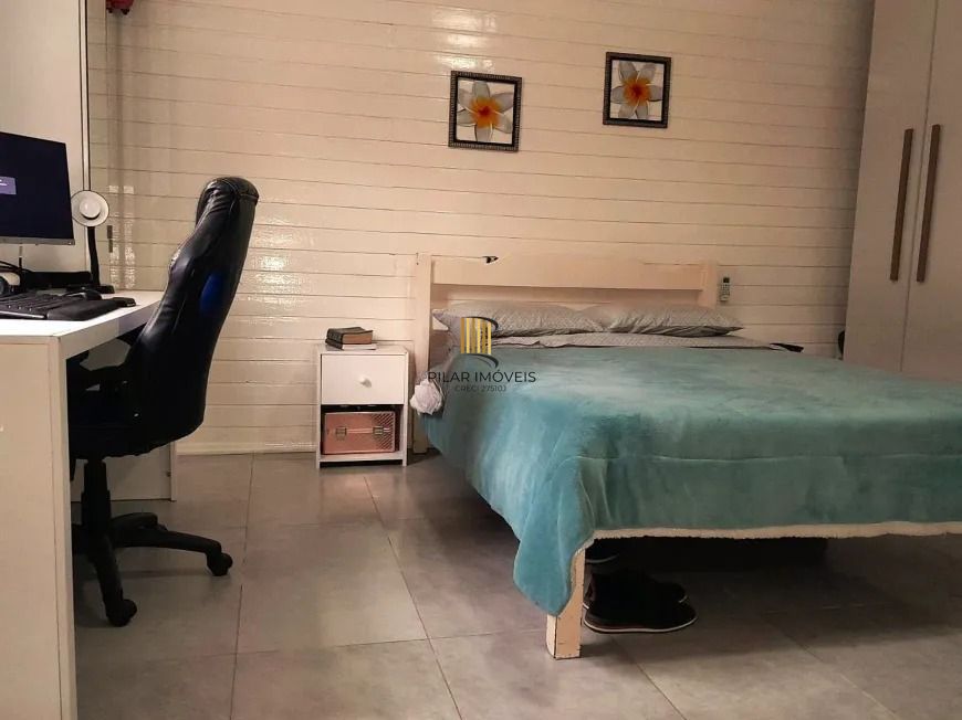Casa com 3 Quartos e 3 banheiros à Venda, 387 m²