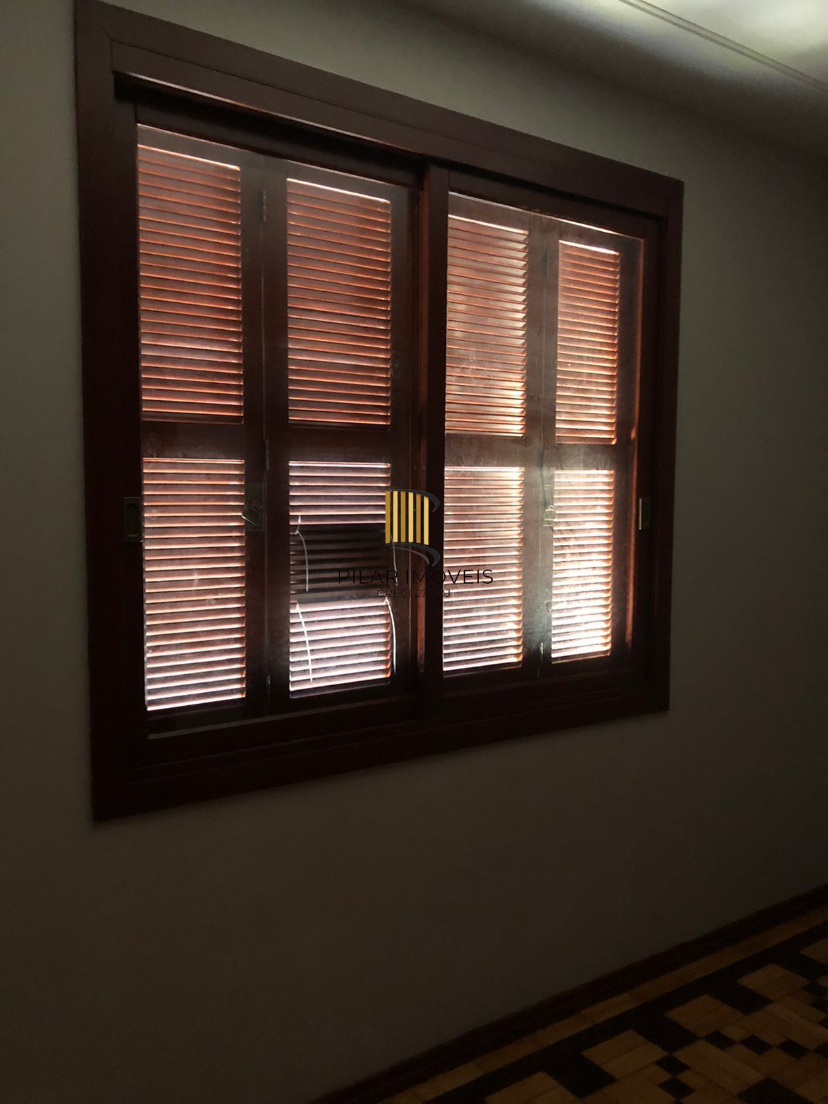 Apartamento 2 Dormitórios Reformado no São João – Av. Pátria