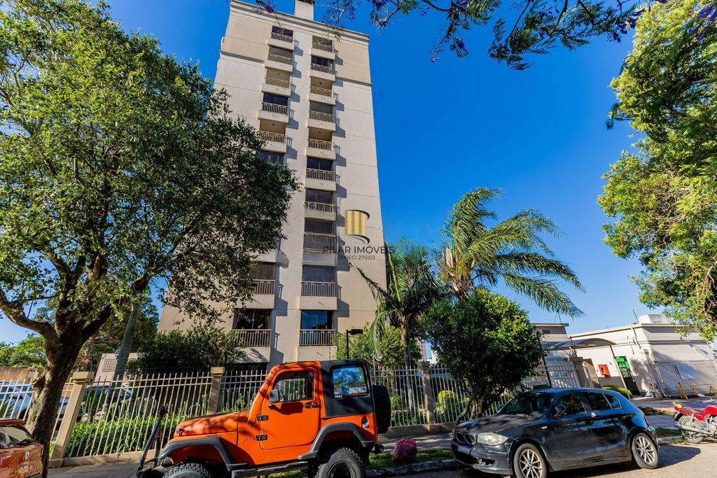 Apartamento com 2 quartos, vaga e sacada e churrasqueira no bairro Sarandi