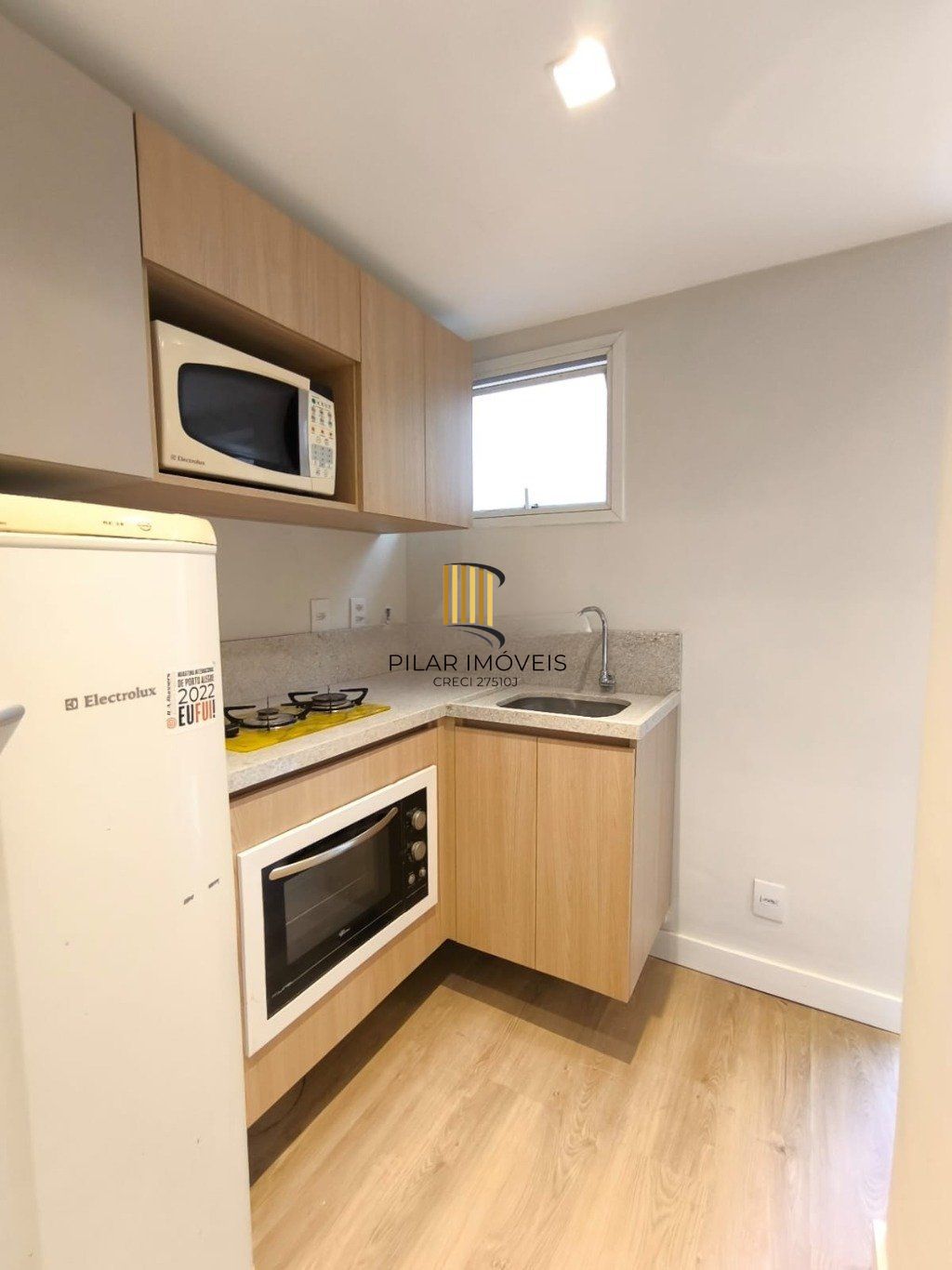 Apartamento de 1 dormitório térreo semi mobiliado  bairro Petrópolis