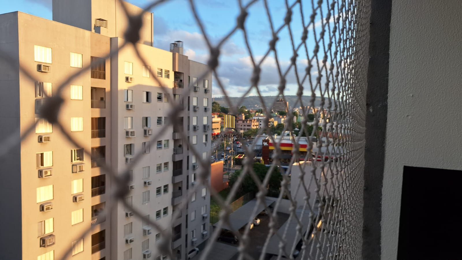 Apartamento de 2 dormitórios bairro Sarandi