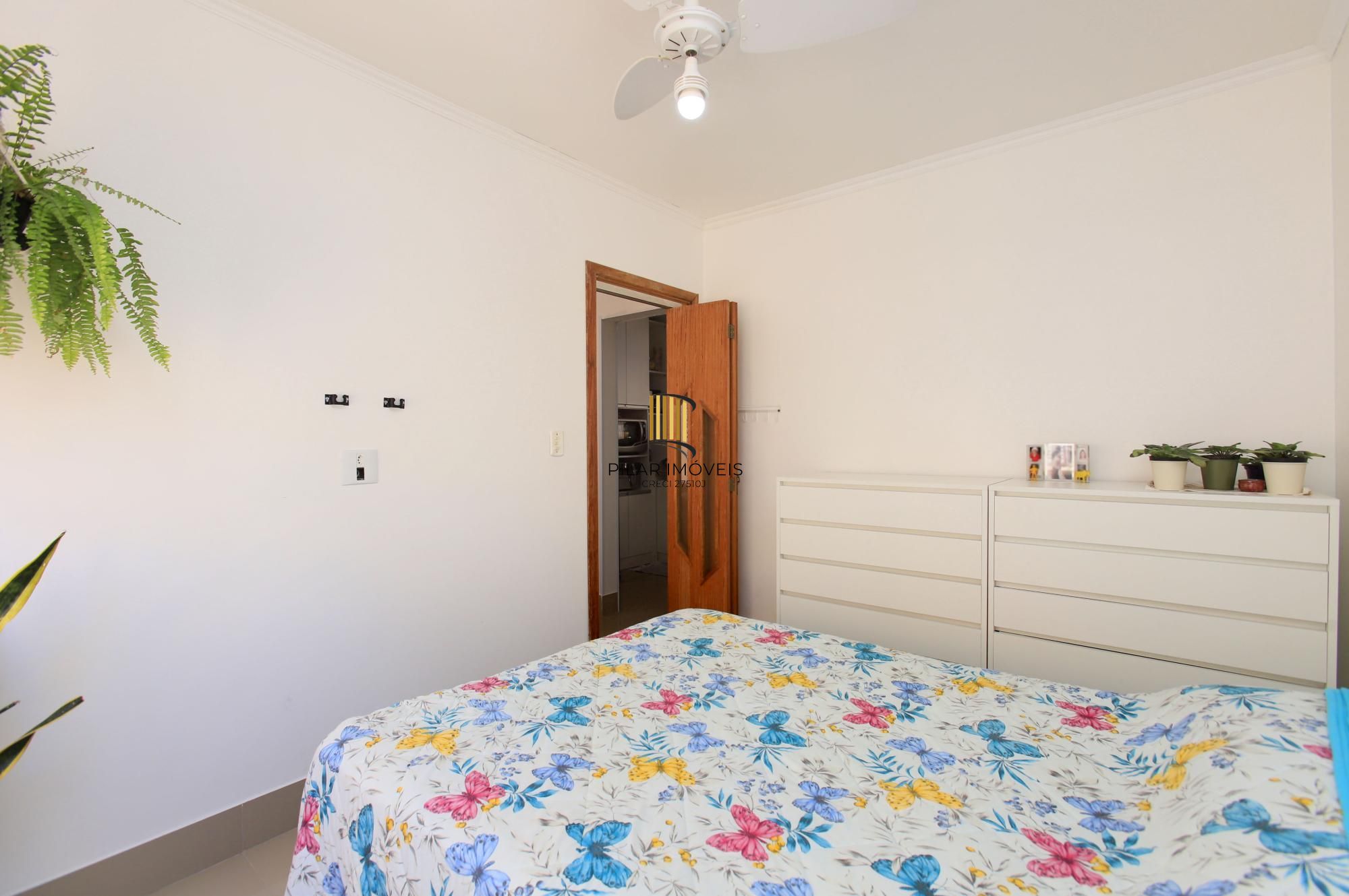 Apartamento 1 dormitório no Bairro Floresta Porto Alegre
