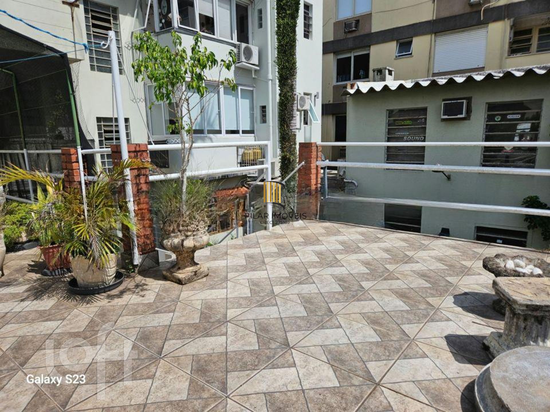 Apartamento com 2 dormitórios e 69m² de área privativa no Bairro Auxiliadora