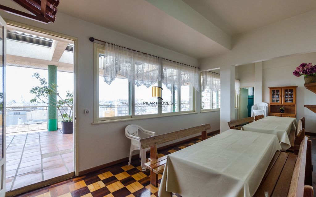 Apartamento com 3 dormitórios no Bairro Independência