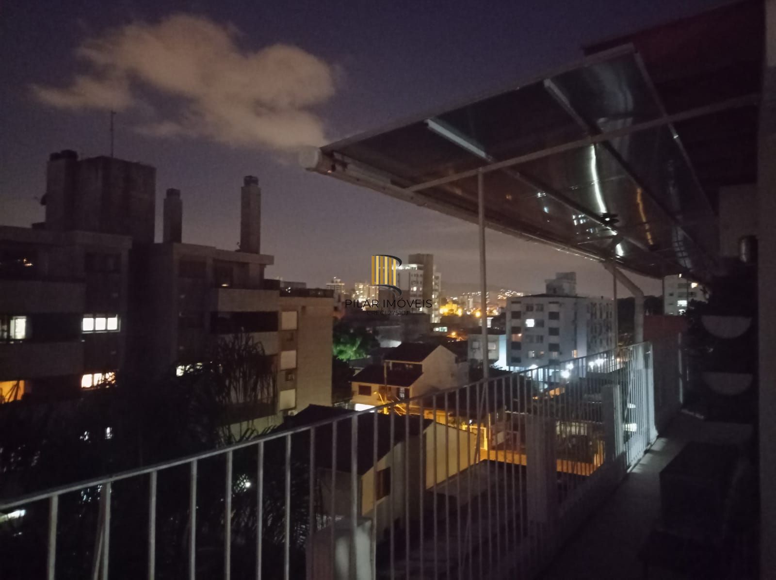 Cobertura com 3 dormitórios no Bairro Partenon