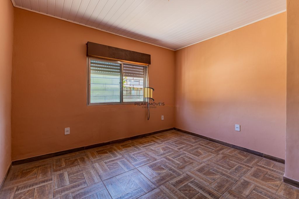 Casa com 3 Quartos e 2 vagas no Bairro Morro Santana