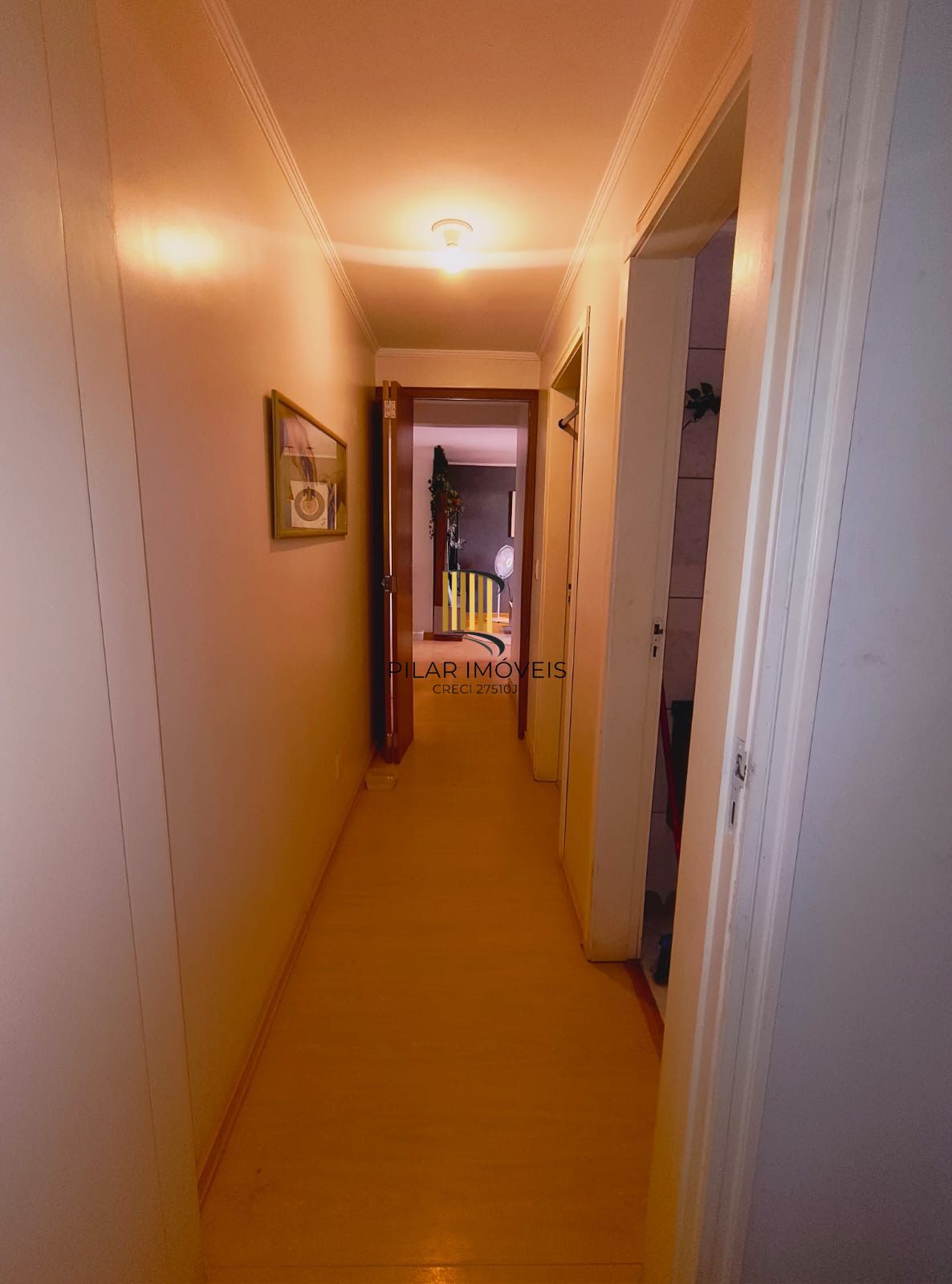 APARTAMENTO 2 DORMITÓRIOS COM SUITE 2 Vagas Bairro Vila Ipiranga Porto Alegre