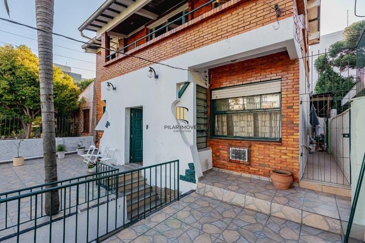 Casa com 6 quartos no Bairro Higienópolis