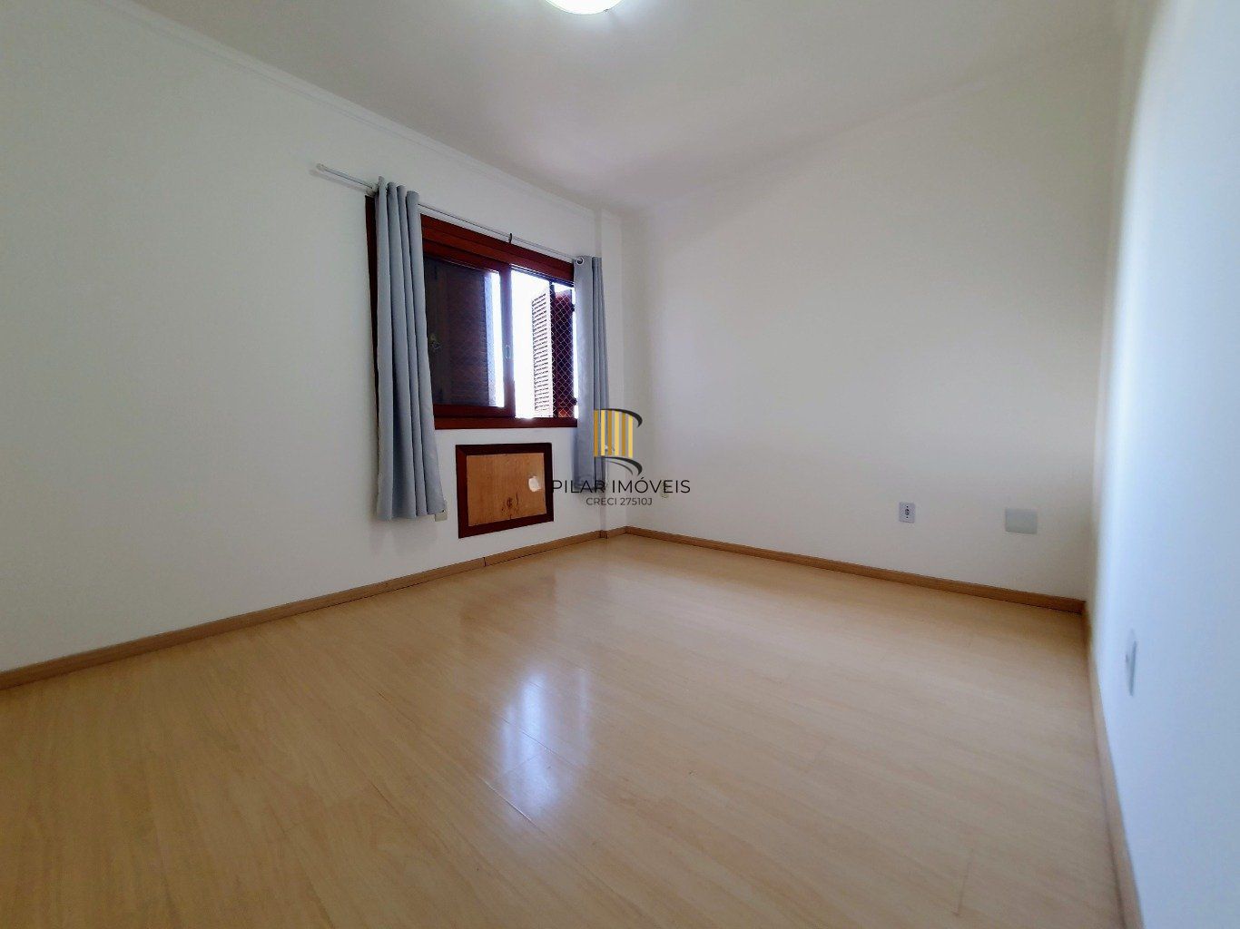 Apartamento com 3 quartos com 1 vaga de garagem localizado no centro de Canoas