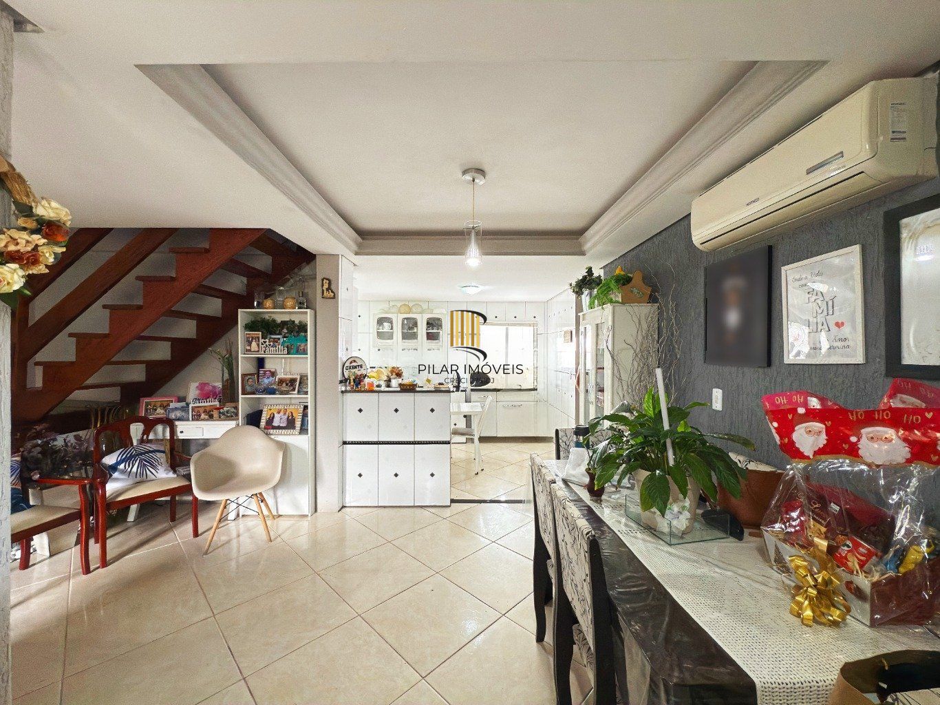 Casa com 3 dormitórios 1 suíte e 2 vagas a venda no Jardim Carvalho