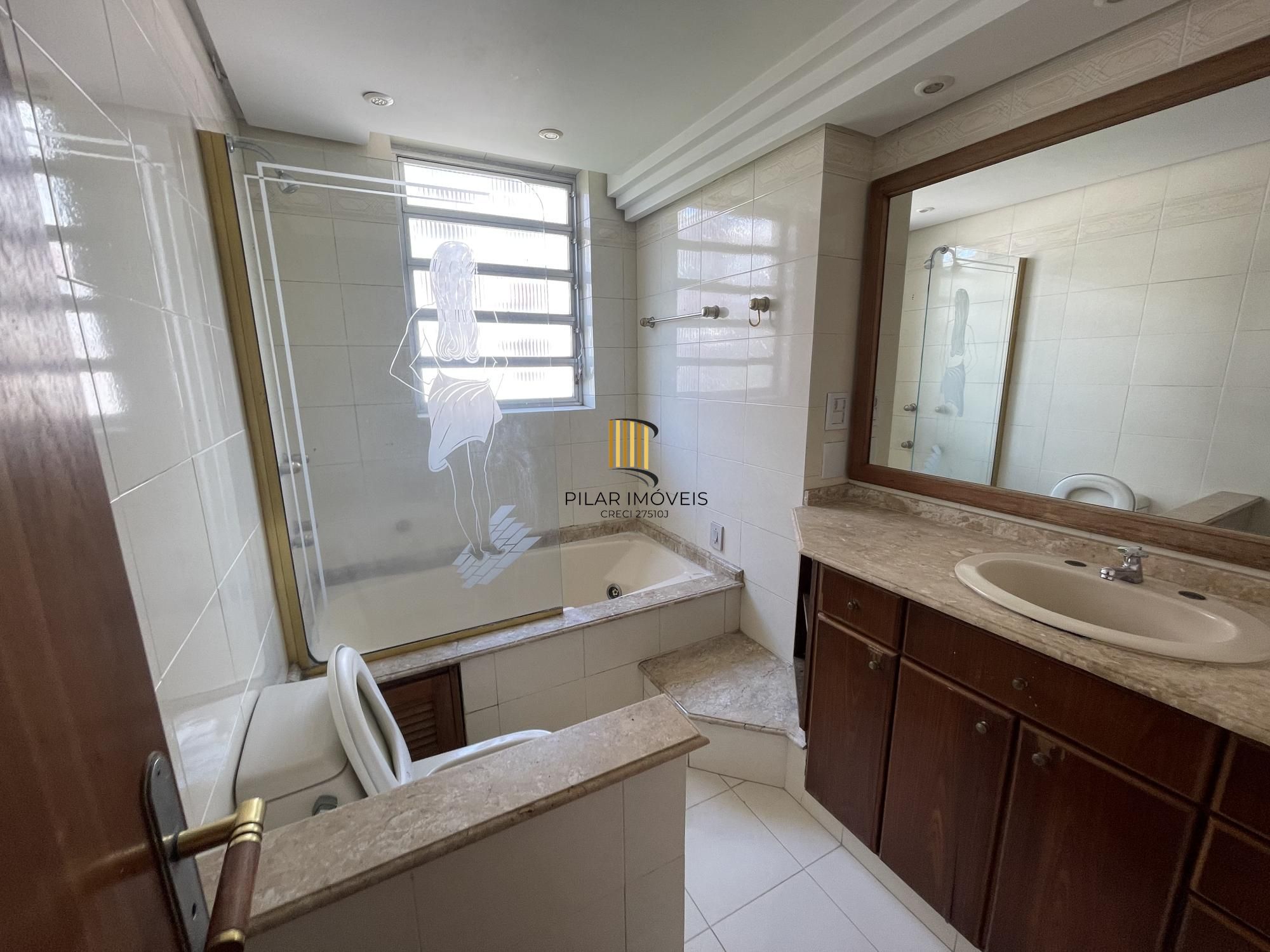 Apartamento 3 dormitório 84m² Elevador e Sacada Bairro Bom Fim Porto Alegre