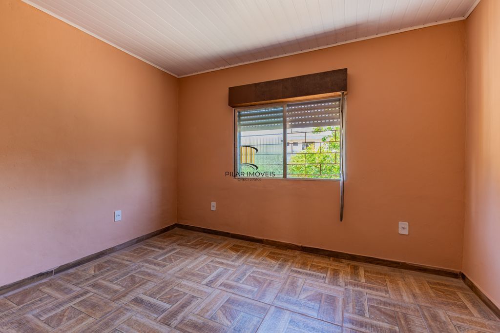 Casa com 3 Quartos e 2 vagas no Bairro Morro Santana