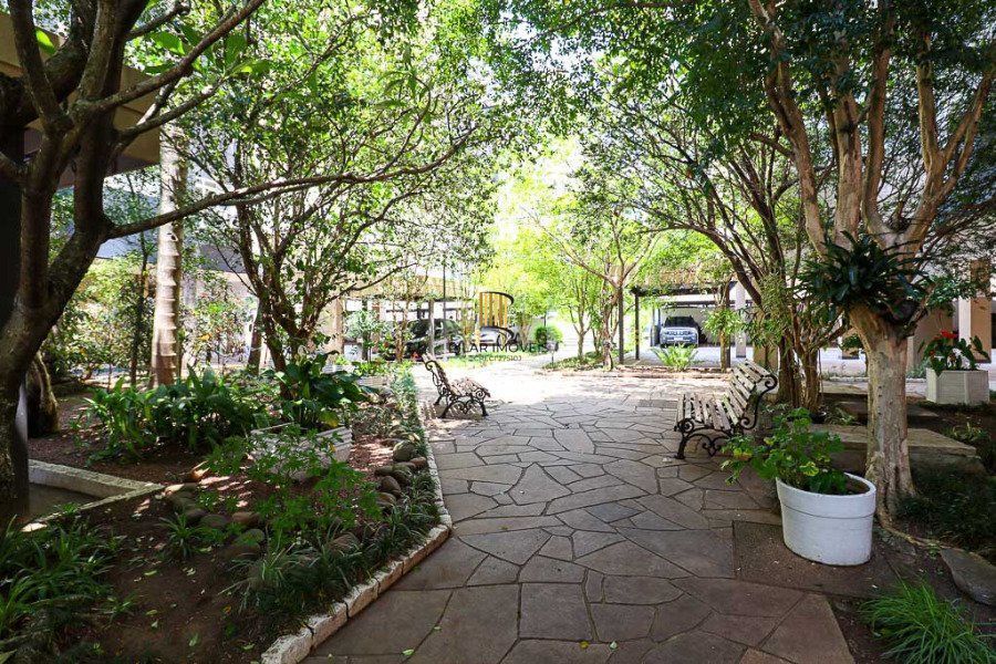 Apartamento com 2 quartos, 2 banheiros 1 vaga e elevador 73m²  na Boa Vista.