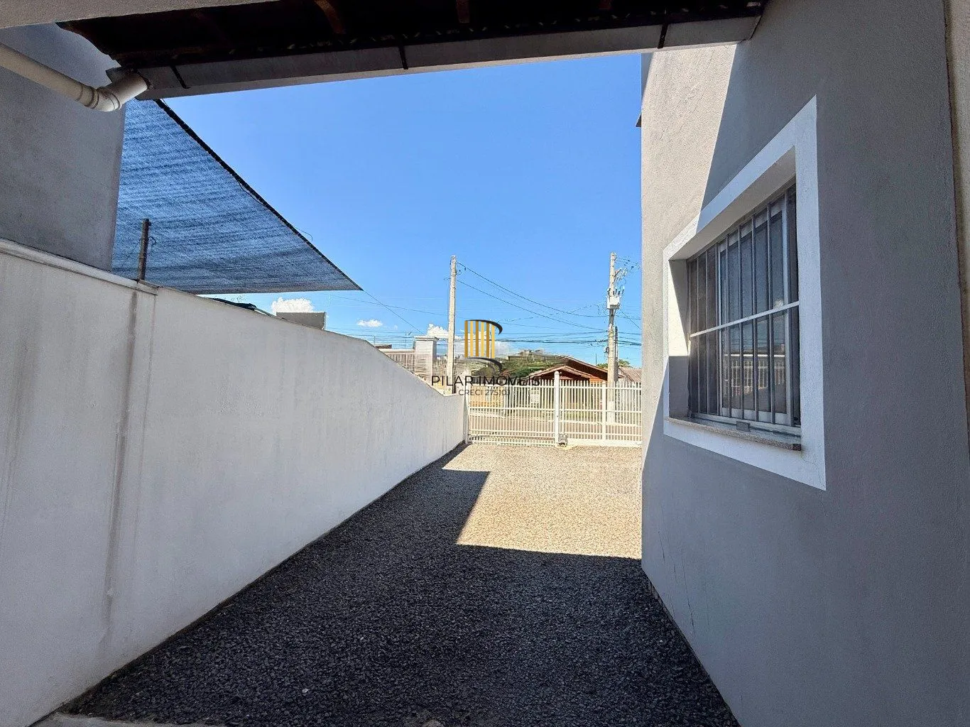 Casa de 4 dormitórios e 3 vagas de garagem em Canoas.