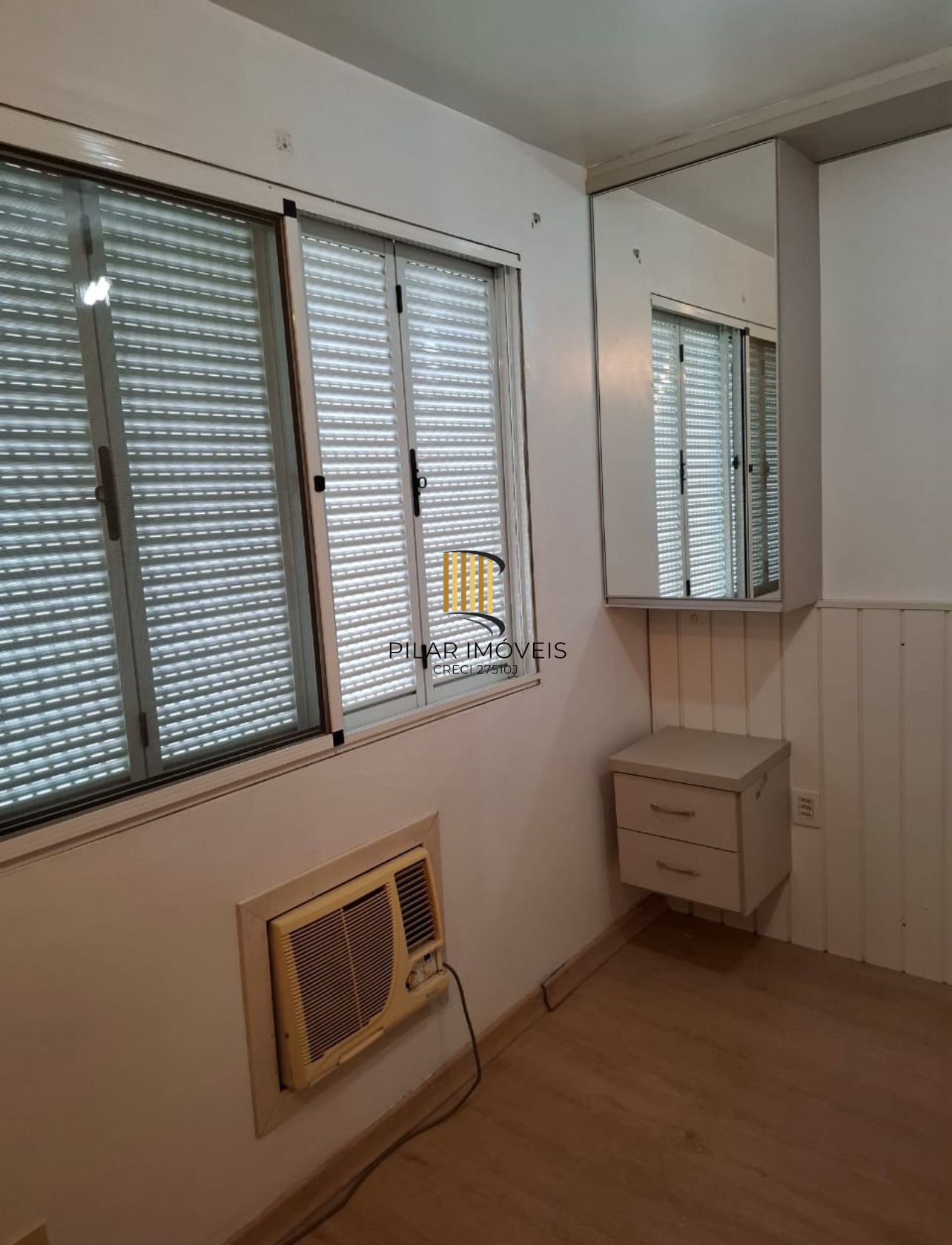 Casa com 2 quartos à venda na Avenida Faria Lobato, 1120, Sarandi, Porto Alegre