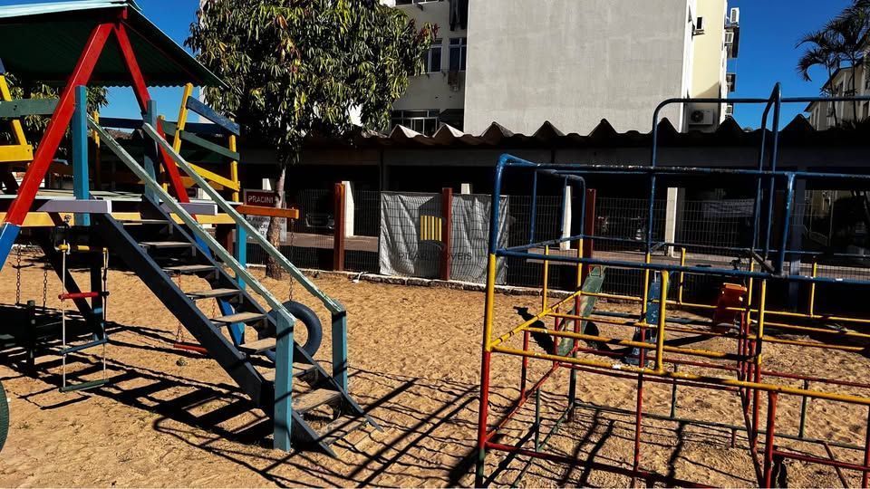 Apartamento semi mobiliado de 1 dormitório bairro Sarandi