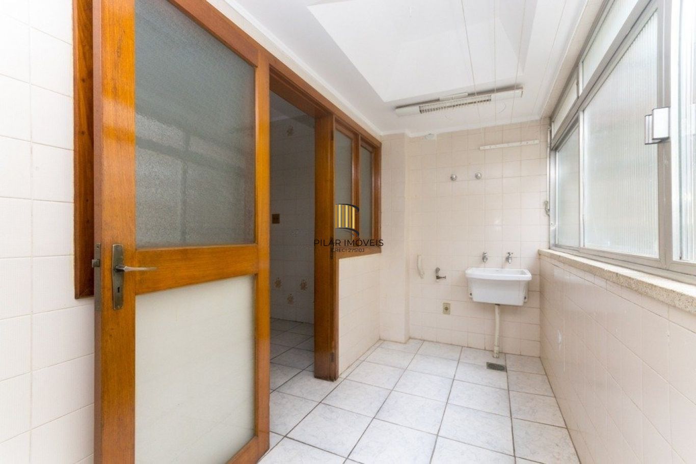 Apartamento à venda com 3 quartos 116 m², bairro São João.