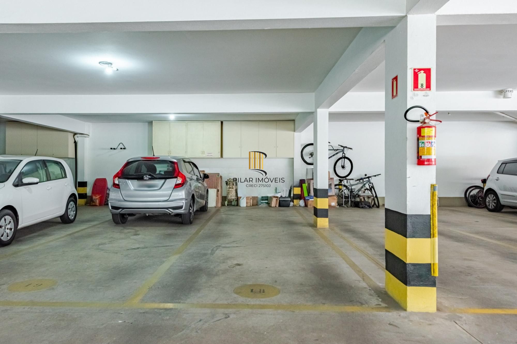 Apartamento 3 Dorm, 2 vagas e Elevador, com Vista para o Guaíba e vaga Dupla.