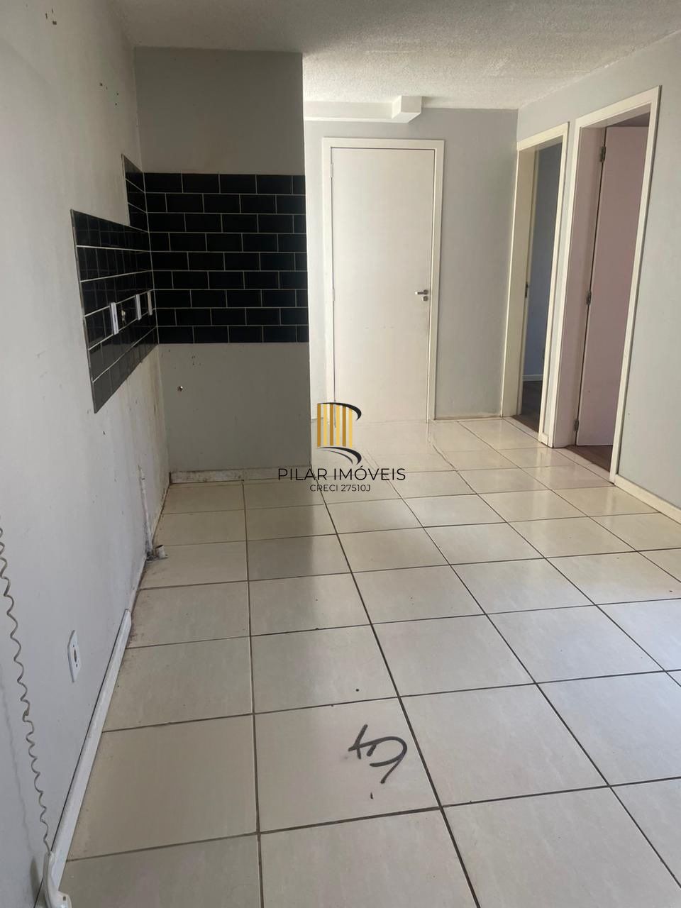 Apartamento de 2 dormitórios e 1 vaga de garagem em Canoas.