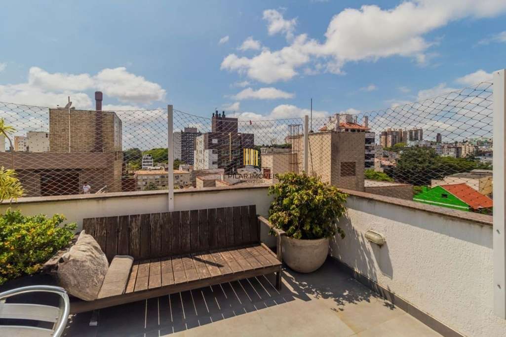 Cobertura à Venda no Higienópolis com Terraço Privativo e 97m²