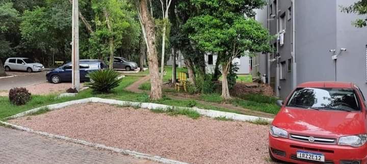 Apartamento Térreo 2 quartos 1 vaga  na Rua Dolores Duran, Lomba do Pinheiro