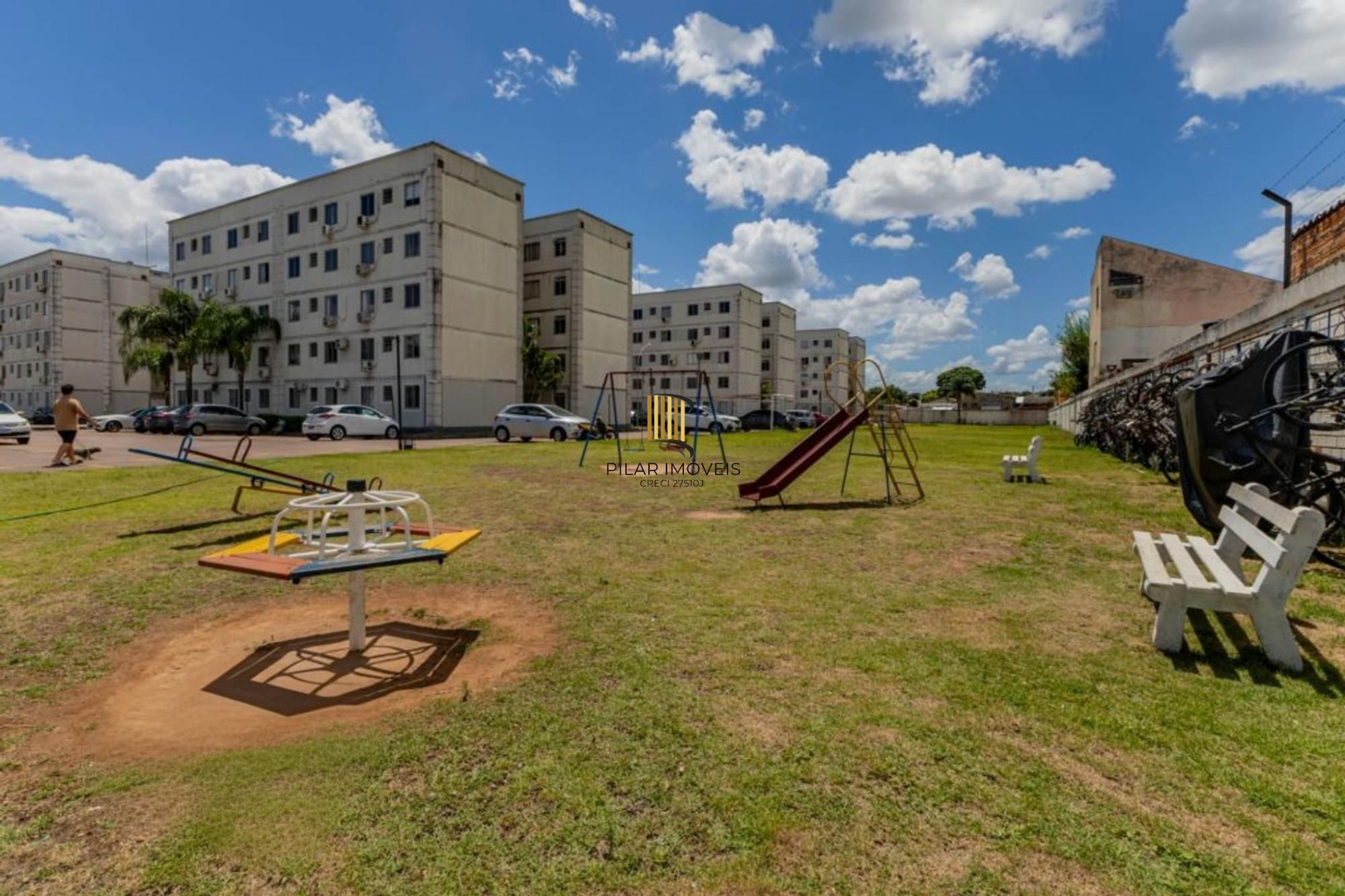 Apartamento de 2 dormitórios, 1 vaga de garagem no bairro Igara em Canoas.