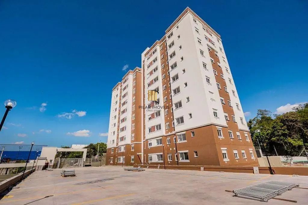 Apartamento com 2 quartos, semi mobiliado, piscina e portaria 24 hr em Gravataí