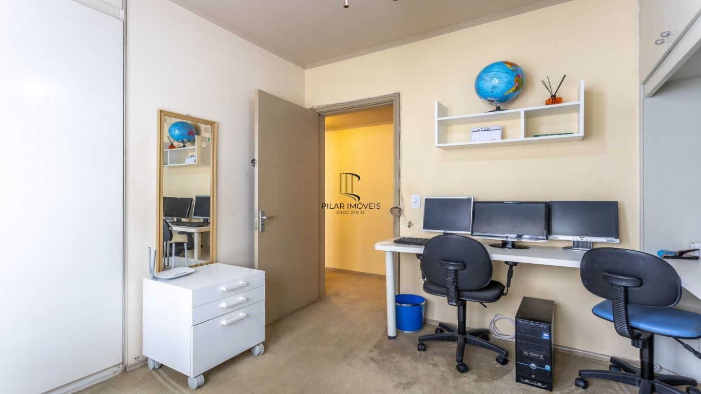 Apartamento mobiliado 3 dormitórios no bairro Petrópolis