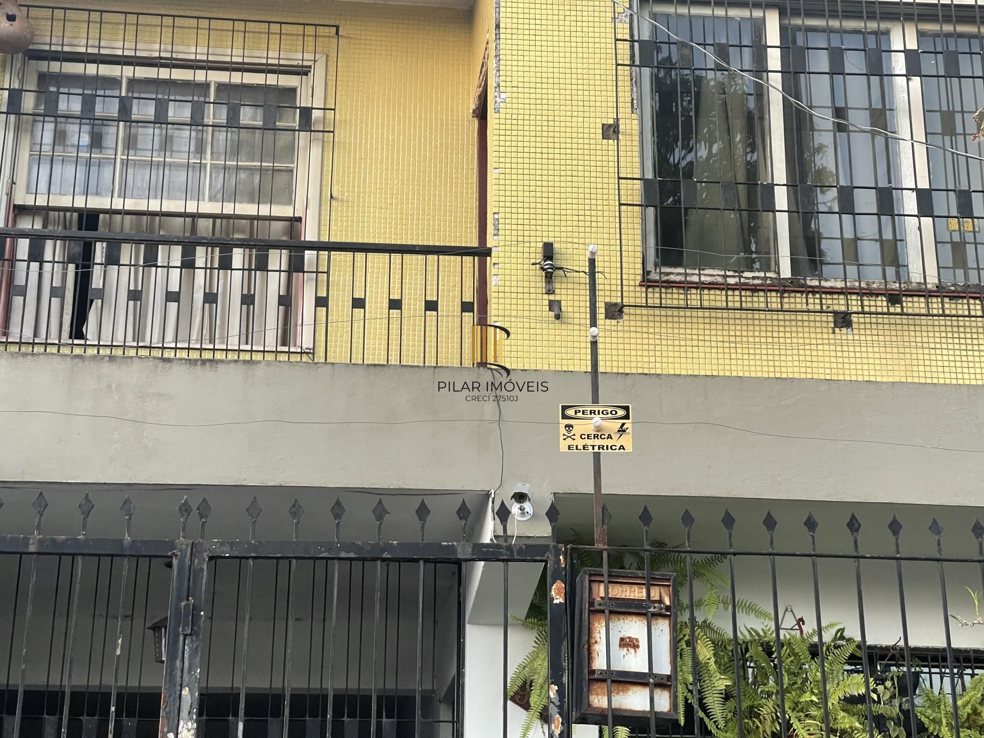 Casa 3 dormitórios e 2 vagas, 154m2 Bairro Santa Maria Goreti,  Porto Alegre