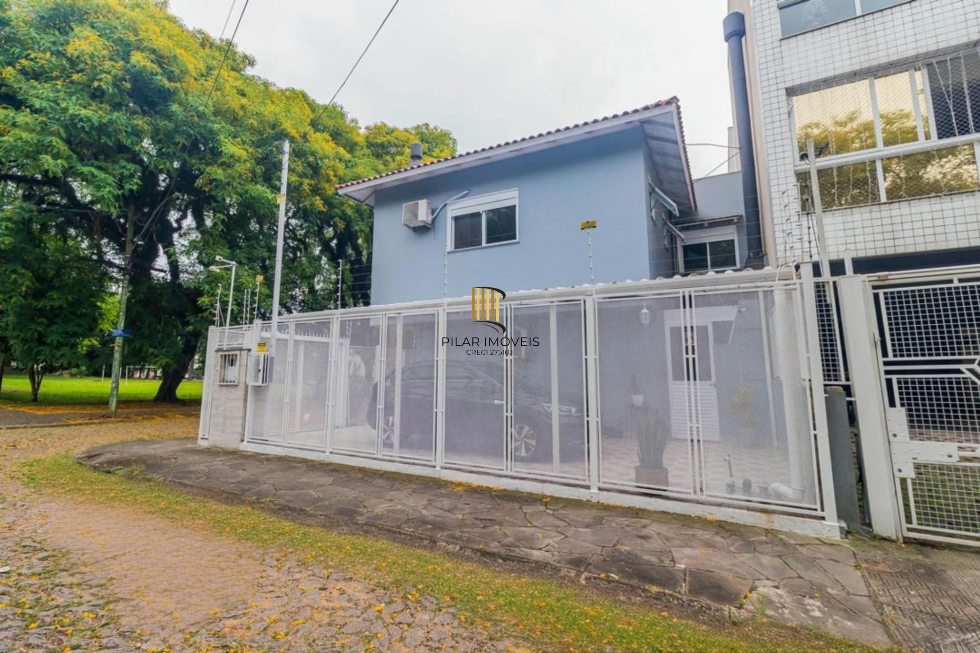 Casa com 3 dormitórios no Bairro Vila Ipiranga