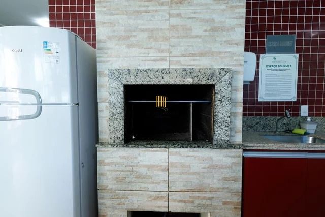 Apartamento com 2 quartos, vaga e piscina  no bairro  Parque Santa Fe